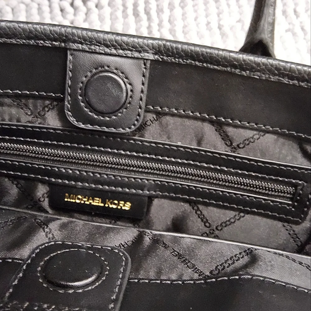Michael Kors new but